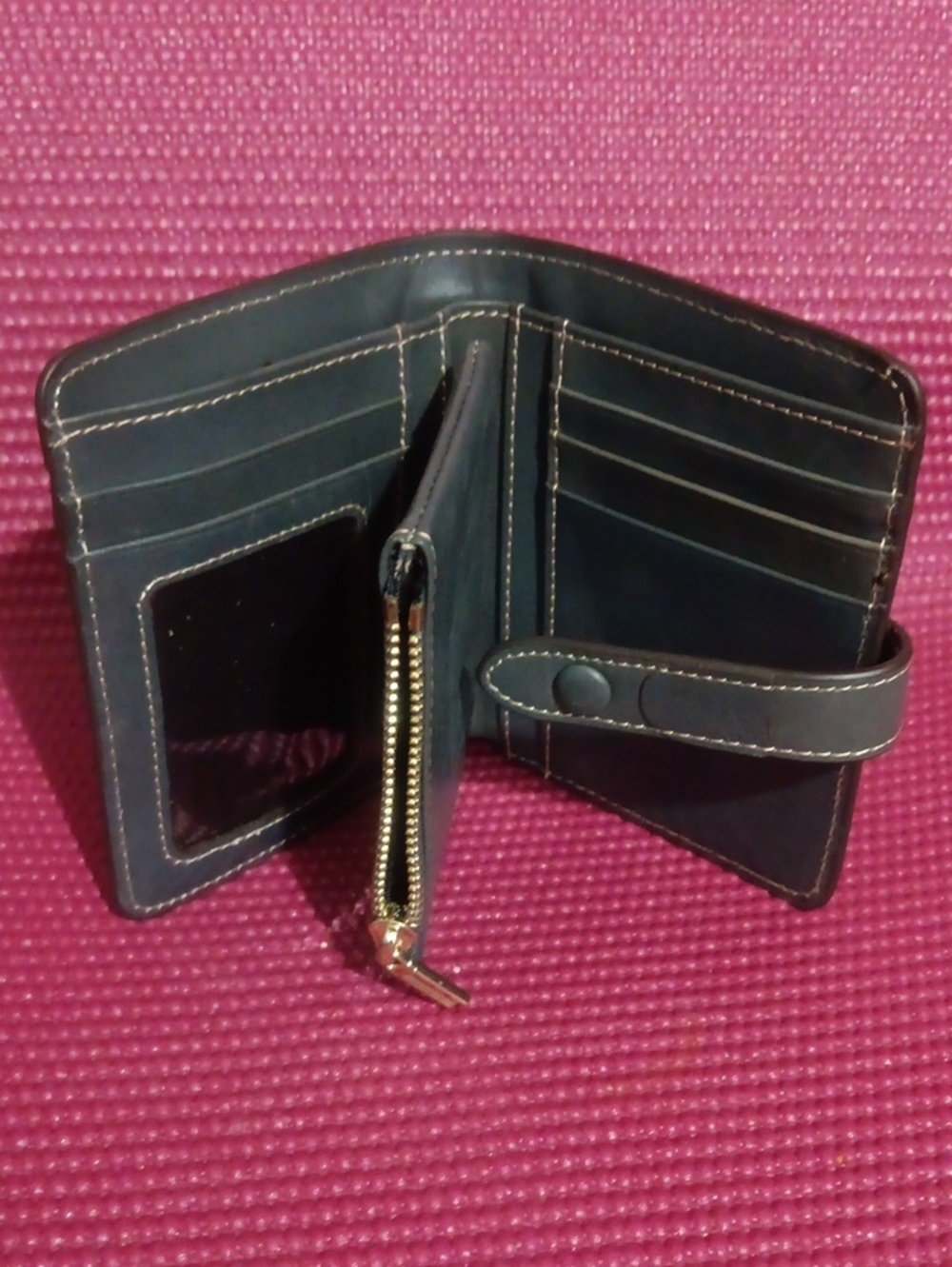 Classic Black Leather Men's Wallet - Unbranded - Picture 3 of 3